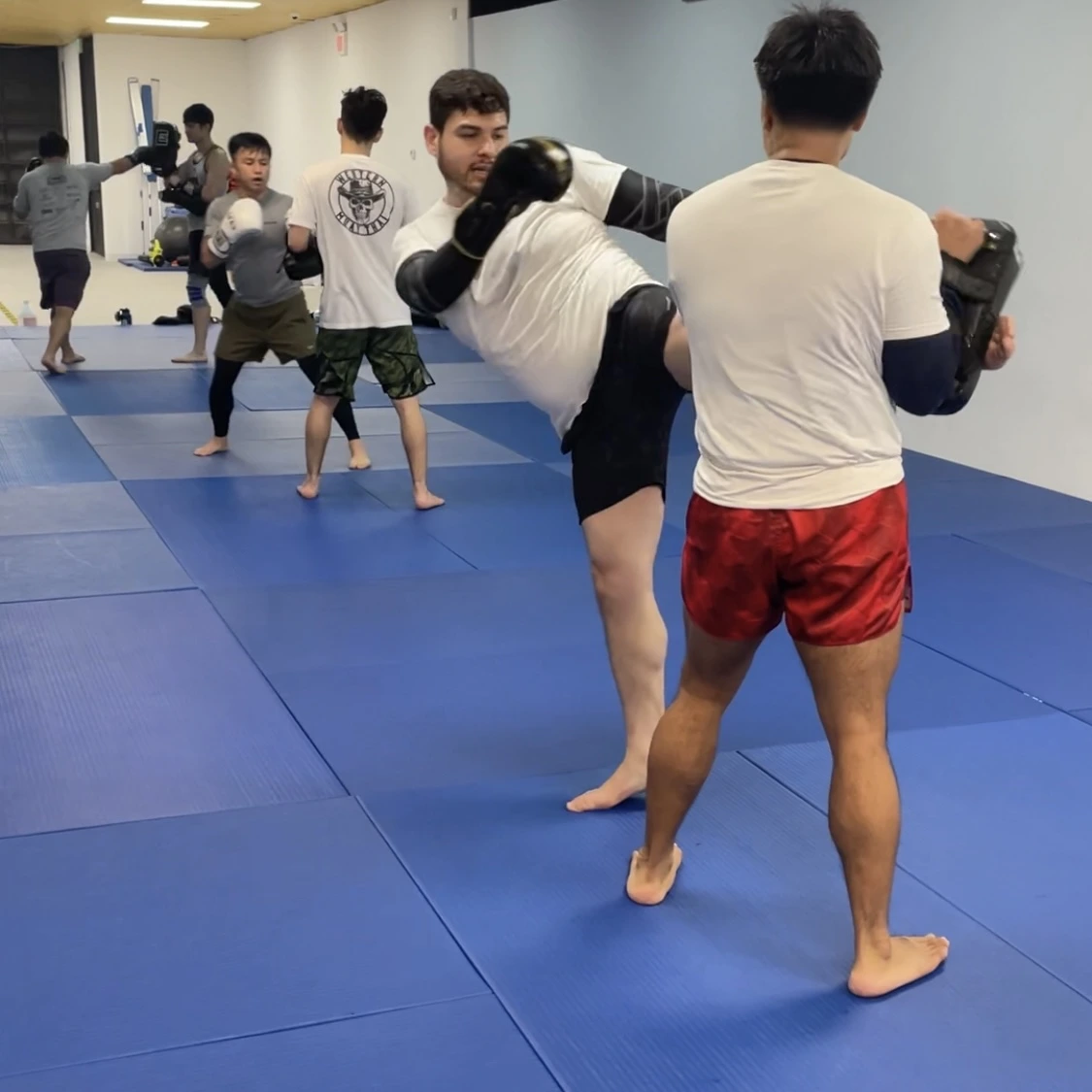 Muay Thai kickboxing classes in Sunnyvale CA